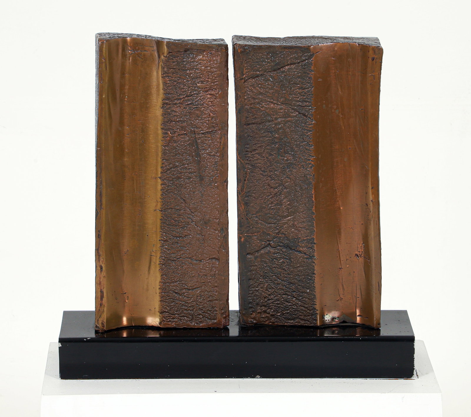 Peter J. Calaboyias Bronze Brutalist Sculpture: Calaboyias, Peter J. (American/Pittsburgh, 1940-2022), Brutalist Sculpture, 1970s, bronze on pedestal, apparently unsigned. On a black lacquered metal base. 18 x 19 x 5 inches. Resting on a 16.5 x 21.