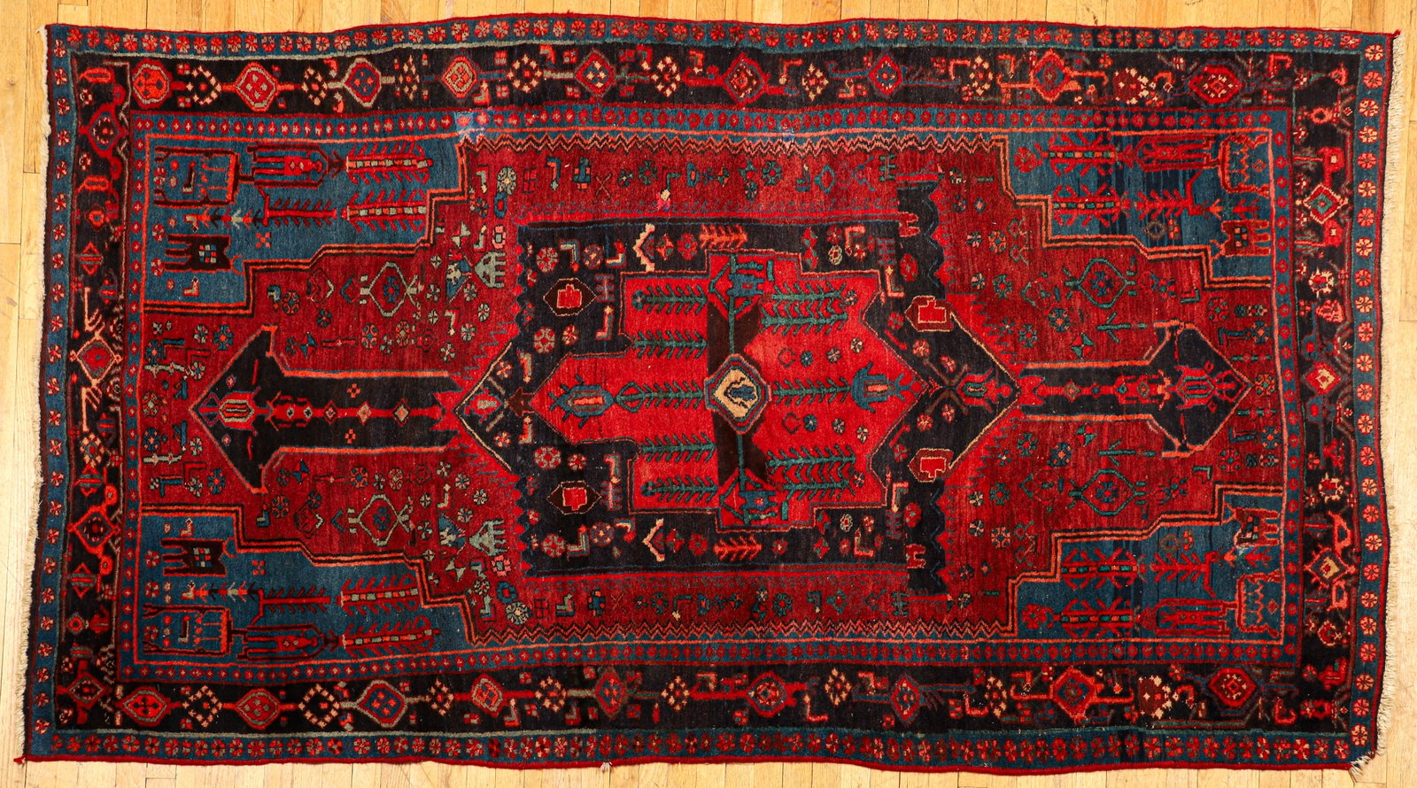 Vintage Persian Carpet with Geometric Design (1 of 4)