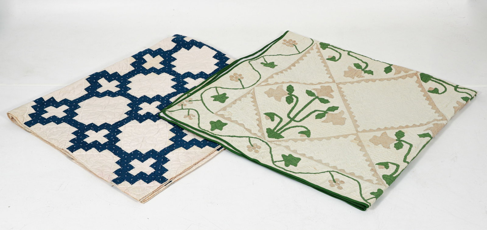 Pair of Quilts 1876-1900 Appliqued Tulip Quilt with Friendship Chain Quilt (1 of 7)
