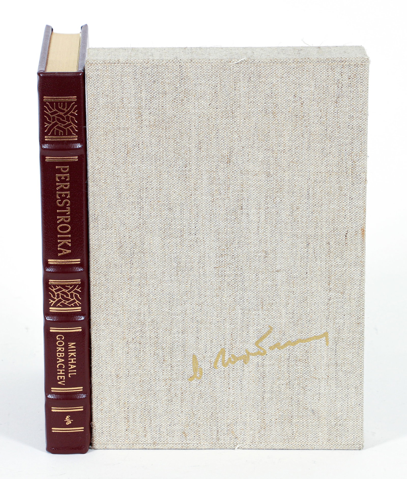 Mikhail Gorbachev Signed Limited Perestroika: Mikhail Gorbachev, Perestroika, number 109 of 250 signed copies, 1994, Easton Press, collector's edition, hardcover in slipcase, leather binding.