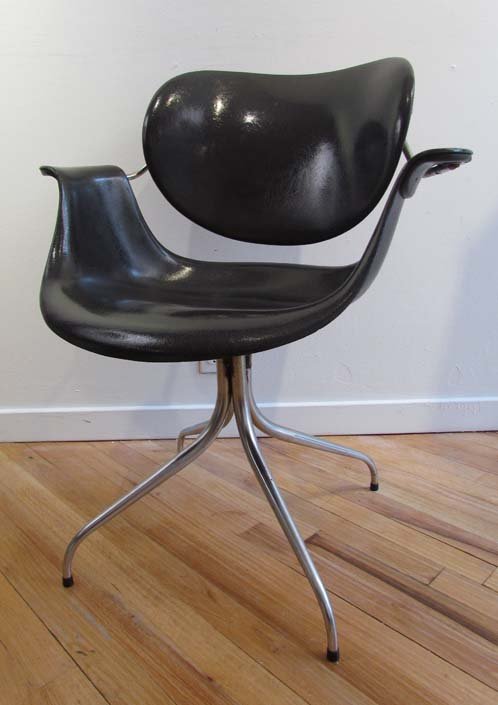 George Nelson Swag Leg Chair for Herman Miller: Artist: Nelson, George for Herman Miller Title: MAA Swag Leg Chair Medium: Fiberglass, enameled and chrome-plated steel Dimensions: 32 x 27.5 x 25 inches Signature: Herman Miller tag on underside