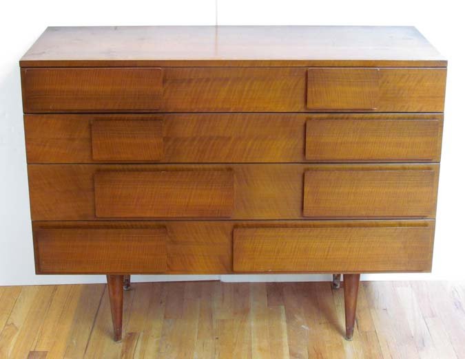 GIO PONTI design for SINGER & SONS Dresser: Artist: GIO PONTI (1891 - 1979) Date: Great Drawer Front Arrangement Dresser of figured walnut four drawer dresser, Italy, Medium: walnut Dimensions: 36 1/2" x 47" x 19 3/4" Edition: with Singer and S