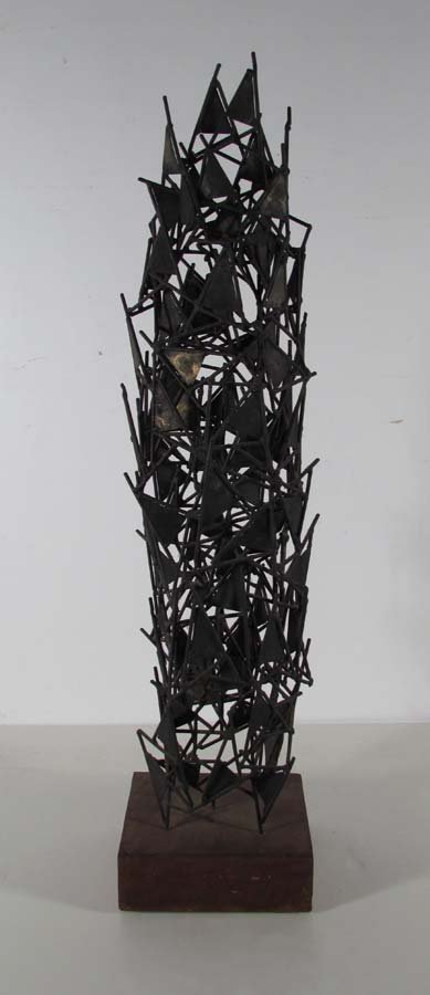 Glenn Davis Modernist Welded Metal Sculpture: Artist: Davis, Glenn (20th Century Western PA) Title: Abstract Table Top Sculpture Date: c. 1960-70s Medium: welded metal on wood base Dimensions: 29 x 6 x 6.5 inches Description: Glen Dav