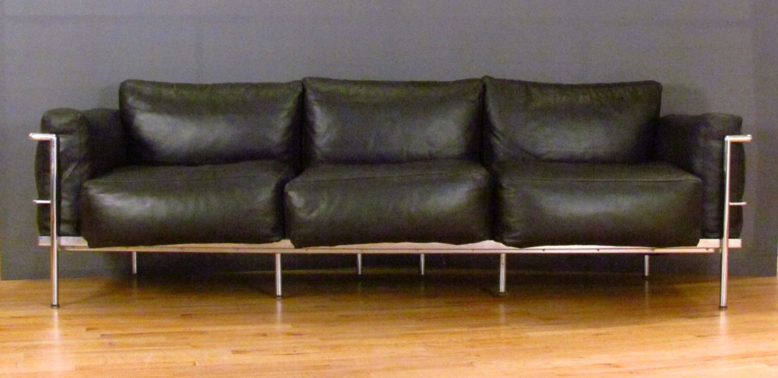 Le Corbusier Lc3 Sofa In Chrome And Leather