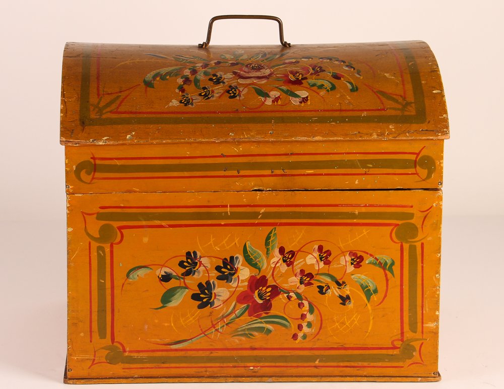 Pennsylvania Late 19th Century Painted Dome Top Box (1 of 6)