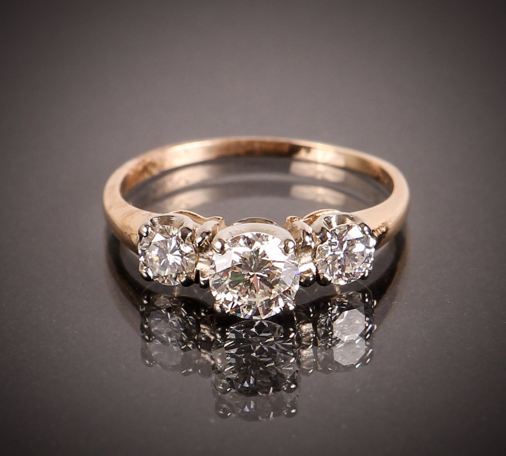 14k Yellow Gold Ladies Diamond Ring (1 of 6)