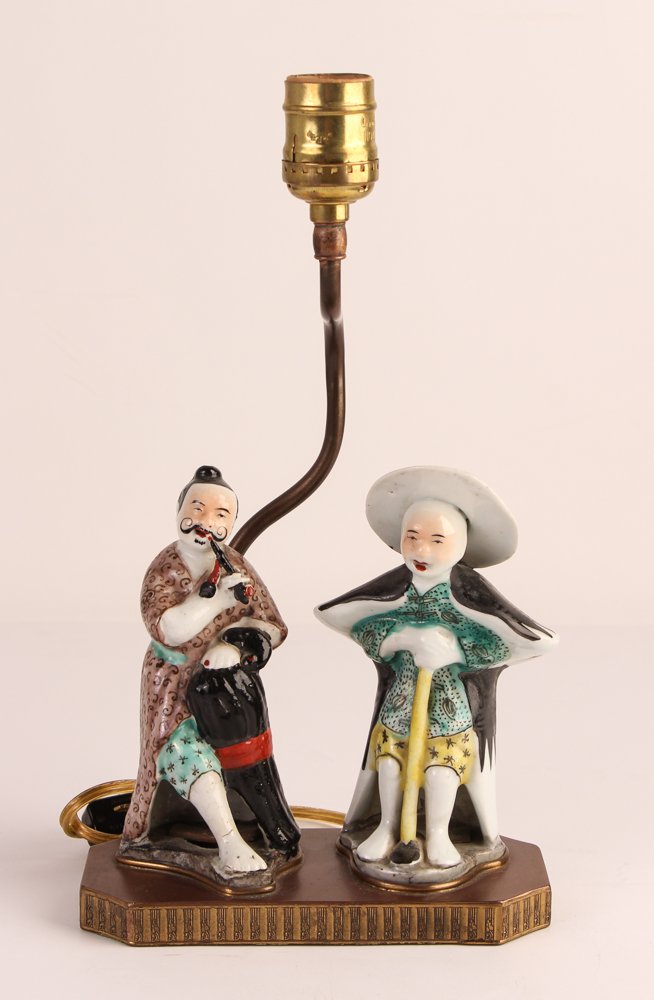 Chinese Famille Vert Double Figure Lamp (1 of 9)