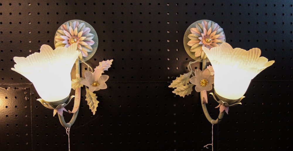 Pair of metal floral themed Sconces w/hanging fixture (1 of 2)
