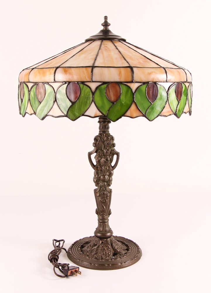 Antique American Leaded Glass Lamp (1 of 10)
