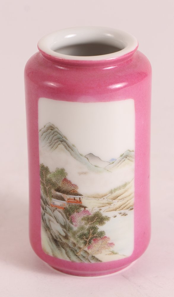 Antique Chinese Vase (1 of 8)
