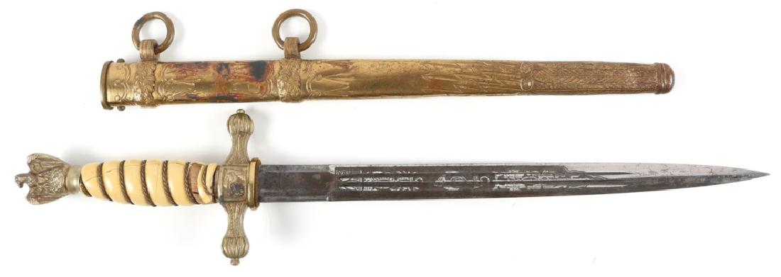 WWII GERMAN KRIEGSMARINE DAGGER EICKHORN SOLINGEN: WWII GERMAN KRIEGSMARINE DAGGER EICKHORN SOLINGEN 2nd model German Kriegsmarine officer dress dagger by Karl Eickhorn, Solingen. Etched blade. Blade Length: 9 7/8" Overall Length: 16.5"