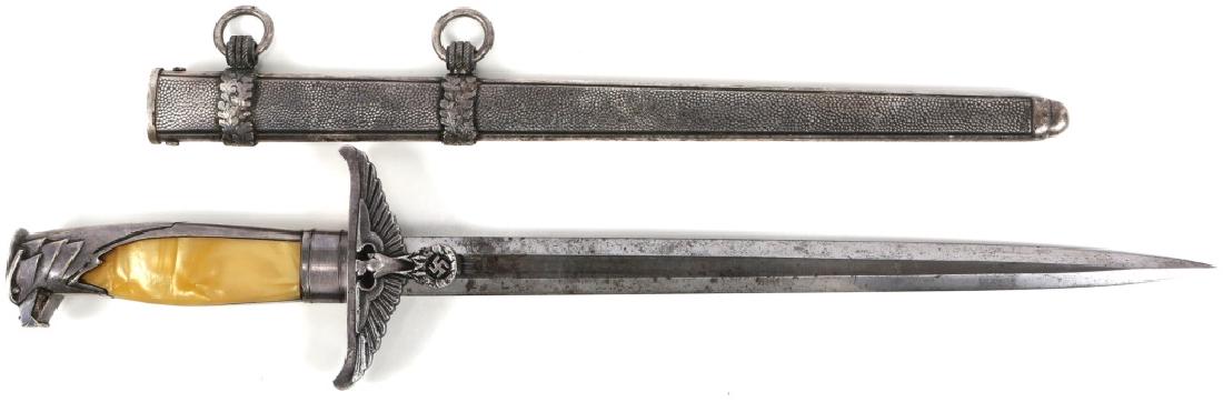 WWII GERMAN GOVERNMENT OFFICIALS DAGGER BY ALCOSO: WWII GERMAN GOVERNMENT OFFICIALS DAGGER BY ALCOSO Ricasso marked "Alcoso Solingen". Blade Length: 10.25" Overall Length: 14.375"