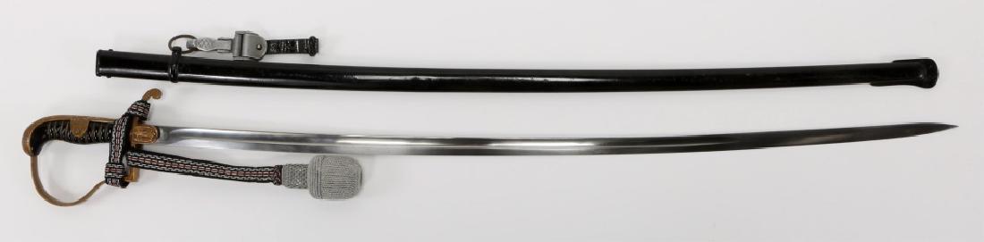 WWII GERMAN ARMY DOVEHEAD OFFICER SWORD BY WKC: WWII GERMAN ARMY DOVEHEAD OFFICER SWORD BY WKC WW German Army Officer Dovehead sword with short hanger and portepee. Mfg by WKC. Blade Length: 32.3/8" Overall Length: 37.1/8" Provenance: WWII Edged We