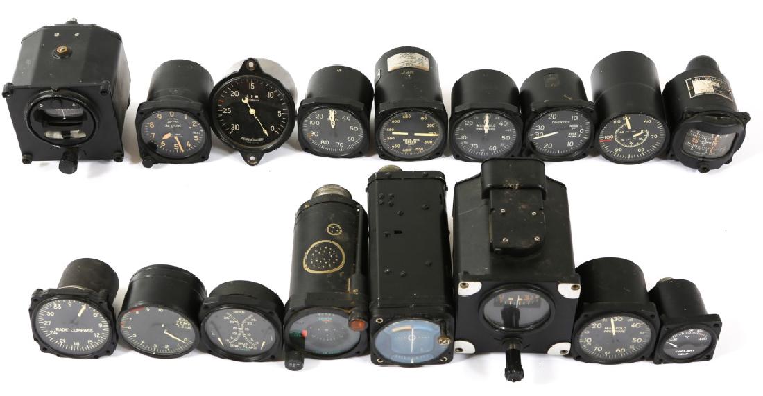 WWII US AIRCRAFT INSTRUMENT & INDICATOR LOT OF 17: WWII US AIRCRAFT INSTRUMENT & INDICATOR LOT OF 17 Various WWII era instruments, indicators, and gauges. Directional gyro control for GR-1 auto pilot and Sperry Gyroscope directional gyro. Includes air