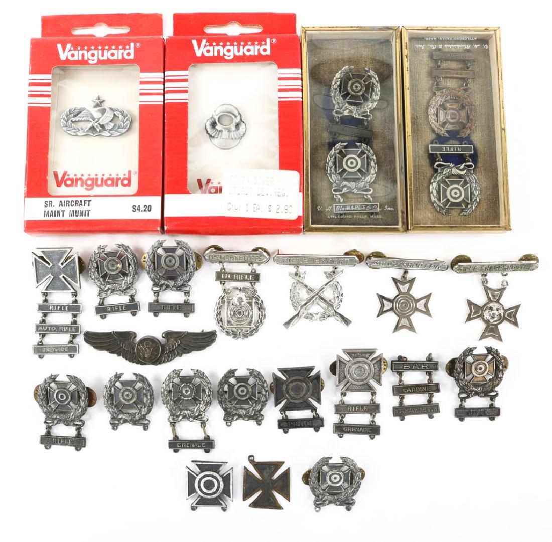 WWII - DESERT STORM US QUALIFICATION BADGE LOT: WWII - DESERT STORM US QUALIFICATION BADGE LOT WWII - Desert Storm US Army and USMC qualification badge lot. Includes Divers & SR Aircraft Maint Munitions badge, and more.