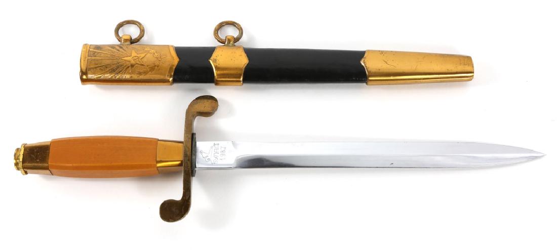 RUSSIAN ARMY OFFICER DRESS DAGGER: RUSSIAN ARMY OFFICER DRESS DAGGER Soviet Army Officer Dress dagger. Maker marked blade dated 1987, numbered 203008 on the reverse. Blade Length: 8.1/4" Overall Length: 12.3/8"