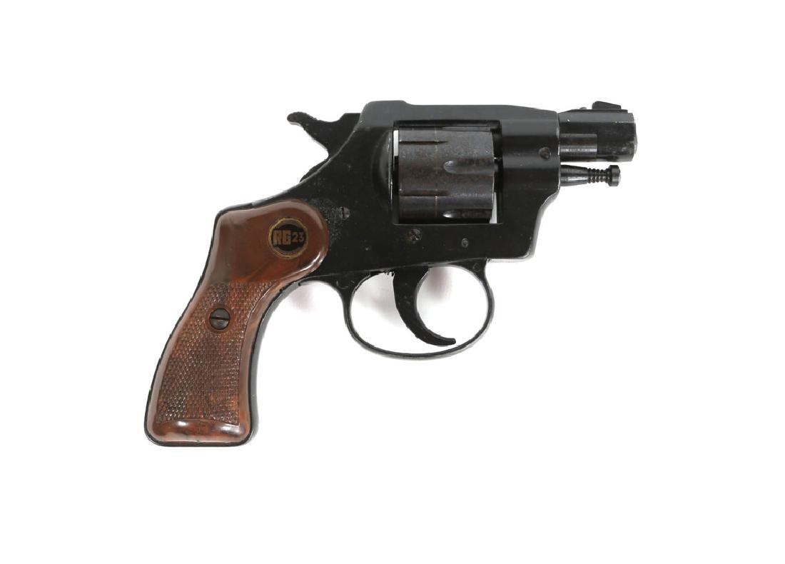 ROHM GESELLSCHAFT MODEL RG23 REVOLVER .22 CALIBER: ROHM GESELLSCHAFT MODEL RG23 REVOLVER .22 CALIBER Model: RG23 Caliber / Gauge: .22 LR Barrel Length: 1.6" Serial Number: 256963