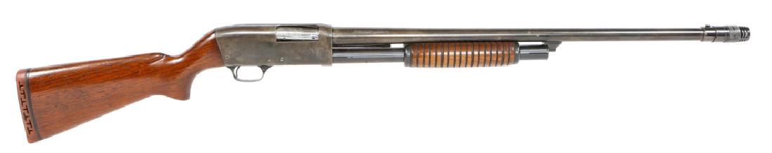 STEVENS MODEL 820B 12 GAUGE SHOTGUN: STEVENS MODEL 820B 12 GAUGE SHOTGUN Pump action. Variable choke installed. 2.75" chamber. Model: 820B Caliber / Gauge: 12 GA Barrel Length: 28" Serial Number: NSN