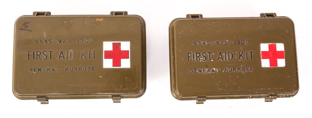 KOREA - VIETNAM WAR MEDICAL GEAR LOT: KOREA - VIETNAM WAR MEDICAL GEAR LOT Korea - Vietnam War, US Army Medical Corps gear lot. Includes: 2- first aid kit box, general purpose with contents. Lot of dressing, gauze pads, bandages, syringes