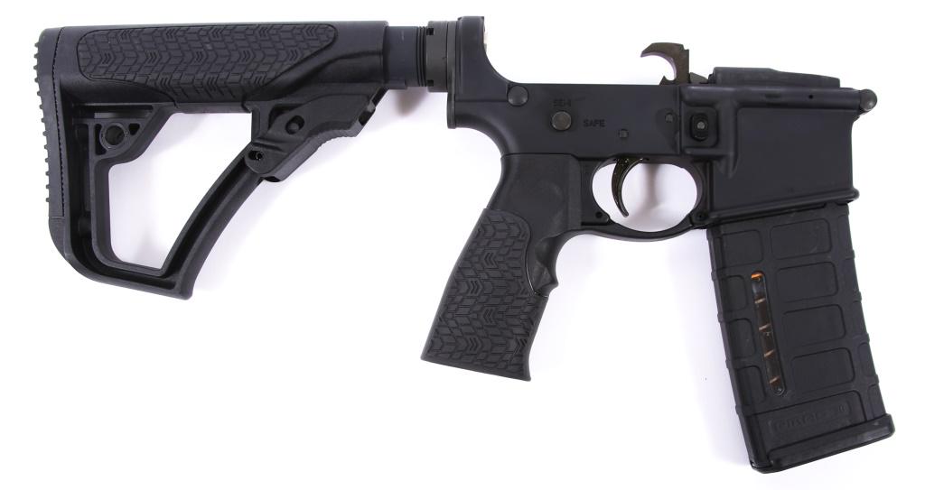 DANIEL DEFENSE DDM4 5.56mm LOWER RECIEVER & MAG: DANIEL DEFENSE DDM4 5.56mm LOWER RECIEVER & MAG Daniel Defense 5.56mm lower receiver and magazine. Caliber / Gauge: .223 & 5.56mm Barrel Length: N/A Serial Number: DDM4046021