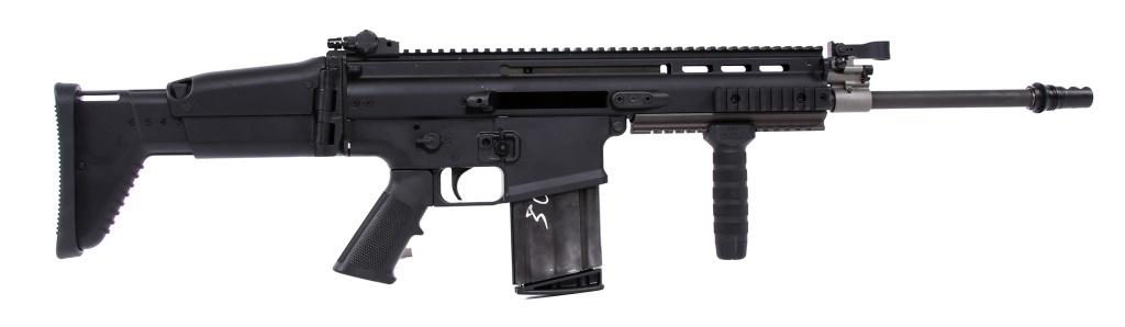 FN MODEL SCAR 17S 7.62X51mm RIFLE: FN MODEL SCAR 17S 7.62X51mm RIFLE FN Herstal (USA) SCAR 17S, 7.62x51mm rifle, with one magazine, Troy forward grip, adjustable folding stock, foldable iron sights, Surefire X400 laser-light. Caliber /