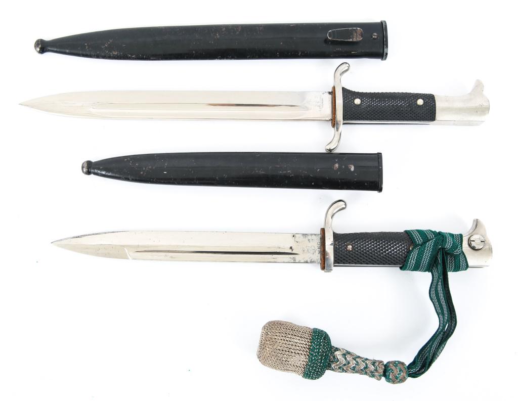 WWII GERMAN K98 DRESS BAYONET LOT OF 2: WWII GERMAN K98 DRESS BAYONET LOT OF 2 1- WWII German K98 short dress bayonet with scabbard and Army portepee, stamped " WKC " on the ricasso, blade length; 8", total length; 12 3/4". 1- German K98 Fi