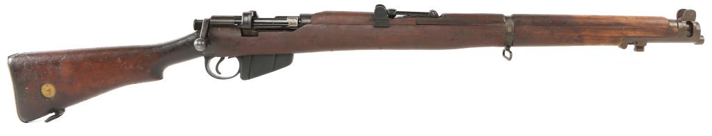 1917 WWI BRITISH MODEL SHT.LE III .303 CAL RIFLE: 1917 WWI BRITISH MODEL SHT.LE III .303 CAL RIFLE D broad arrow D over 1 on receiver ring. "5/44" right side buttstock. Buttstock disc reads: "5 D.E. Caliber / Gauge: .303 British Barrel Length: 25" Se