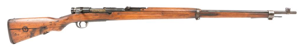 WWII JAPANESE NAVY TYPE 38 ARISAKA RIFLE 6.5 mm: WWII JAPANESE NAVY TYPE 38 ARISAKA RIFLE 6.5 mm Japanese Navy Type 38 Arisaka rifle. Full mum. Kokura Arsenal mark. Naval crest and kanji numbers to stock. 50" total length. Caliber / Gauge: 6.5mm Bar