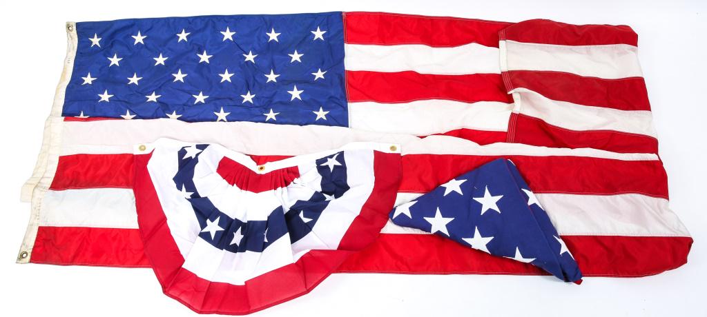 VIETNAM WAR ERA 50 STARS AMERICAN FLAG LOT OF 2: VIETNAM WAR ERA 50 STARS AMERICAN FLAG LOT OF 2 Lot of two 50stars American flag, one nylon and one cotton fabric. 1- US patriotic pennant. Size: 5' X 8'
