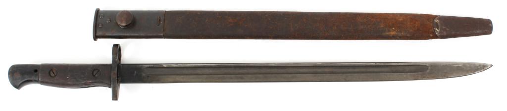 1918 WWI AUSTRALIAN LITHGOW PATTERN 1907 BAYONET: 1918 WWI AUSTRALIAN LITHGOW PATTERN 1907 BAYONET Broad arrow and proof marks stamped on right side of blade above hilt. Right side of blade stamped with 1907, 8-18, Sanders. Australia stamped into woo