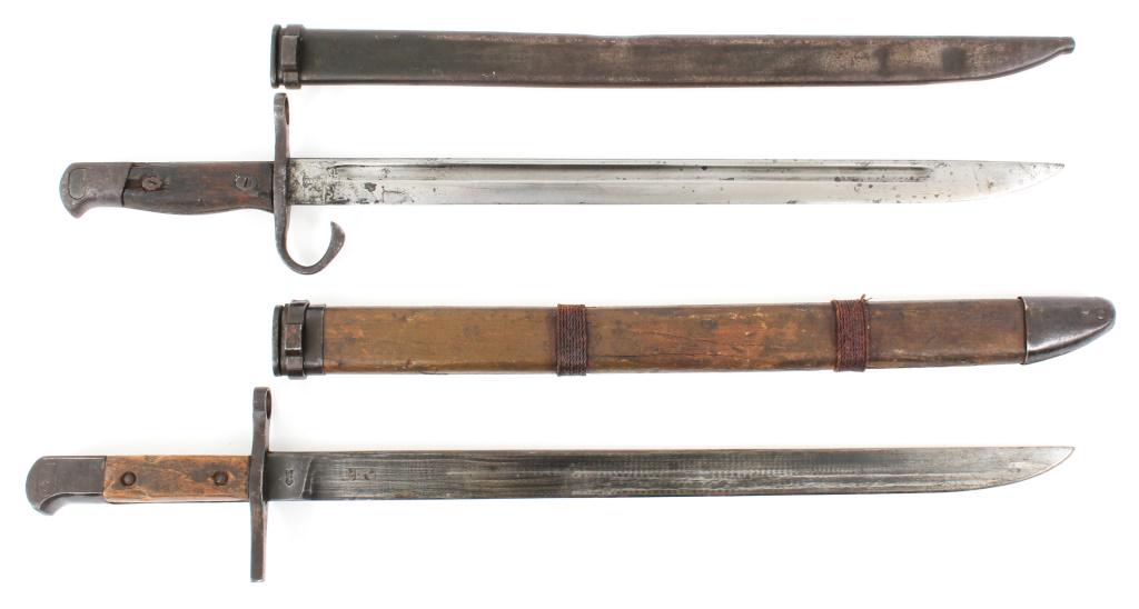 WWII JAPANESE TYPE 30 BAYONET LOT OF 2: WWII JAPANESE TYPE 30 BAYONET LOT OF 2 One early model type 30 bayonet with quillion and scabbard. Kokura arsenal mark stamped on right side of blade. One late model type 30 bayonet without quillion b