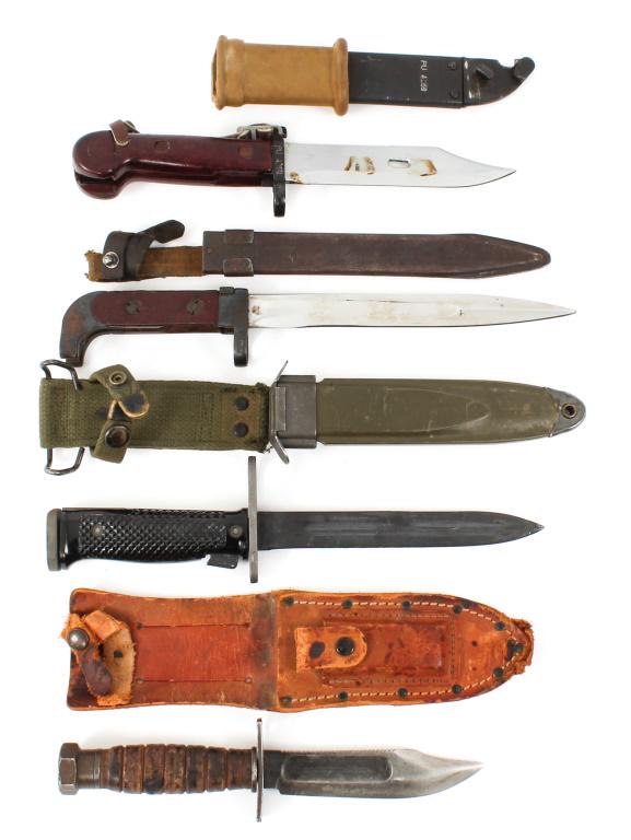 US ARMY EDGE WEAPON & AK-47 BAYONET LOT OF 4: US ARMY EDGE WEAPON & AK-47 BAYONET LOT OF 4 US Army Edge weapon & Ak-47 bayonet, lot of 4. 1- Vietnam War USAF Pilot survival knife by Camillus N.Y. 5-1967, leather sheath, missing the sharpening sto