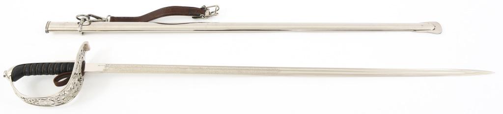 SWISS MODEL 1899 OFFICER SWORD BY EICKHORN: SWISS MODEL 1899 OFFICER SWORD BY EICKHORN Swiss Model 1899 Officer sword with hanger and felt case. Double side etched blade, maker mark / logo " Carl Eickhorn, Solingen " stamped on the ricasso. Sha