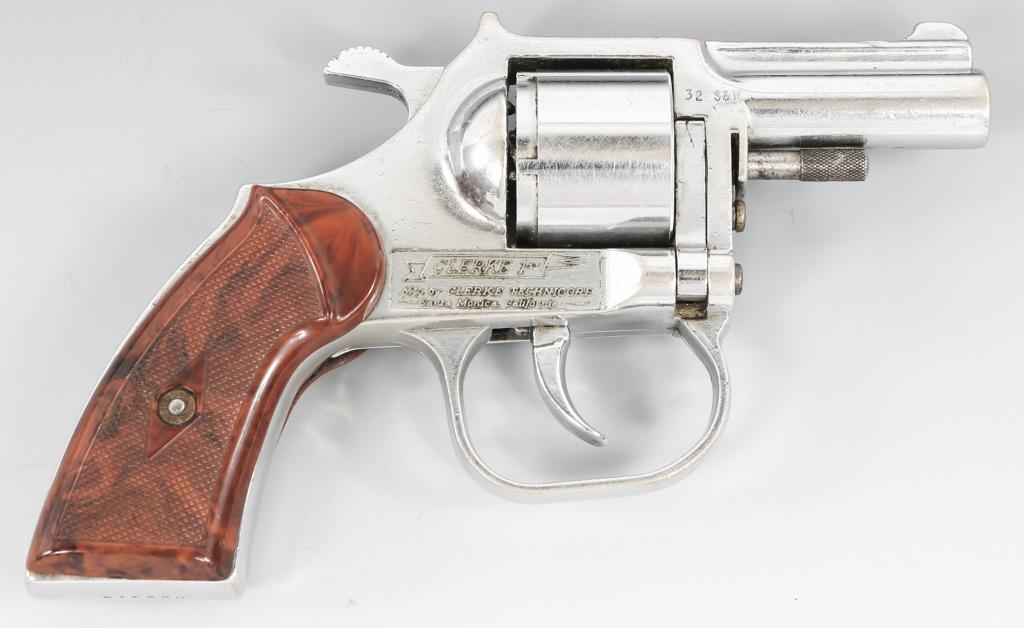 CLERKE TECHNICORP 1st MODEL .32 S&W REVOLVER: CLERKE TECHNICORP 1st MODEL .32 S&W REVOLVER Clerke Technicorp Clerke 1st model .32S&W caliber revolver. Stainless finish, plastic grips. Caliber / Gauge: .32 S&W Barrel Length: 2" Serial Number: 0893