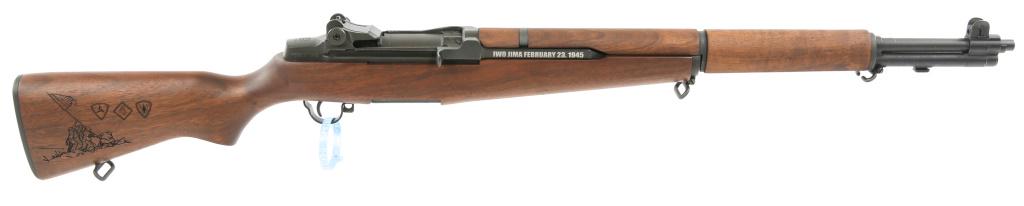 SPRINGFIELD IWO JIMA COMMEMORATIVE M1 GARAND RIFLE: SPRINGFIELD IWO JIMA COMMEMORATIVE M1 GARAND RIFLE Springfield Armory M1 Garand Iwo Jima Commemorative rifle numbered 1532/1945. Wooden display with signed print numbered 1532/1945. Original cardboard