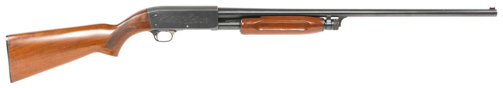 ITHACA MODEL 37 FEATHERLIGHT 12 GA SHOTGUN: ITHACA MODEL 37 FEATHERLIGHT 12 GA SHOTGUN Ithaca model 37 Featherlight 12 gauge, pump-action shotgun. 2.75" chamber. Modified choke. Walnut stock, and blued finish. Dog and pheasant, and duck scenes