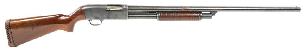 STEVENS 820B MODEL 12 GA PUMP SHOTGUN: STEVENS 820B MODEL 12 GA PUMP SHOTGUN Stevens 820B model 12GA pump shotgun chambered in 2 3/4". Caliber / Gauge: 12 GA Barrel Length: 27 1/2" Serial Number: NSN