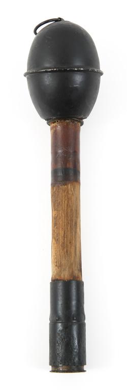 WWII GERMAN WURFKORPER 361 LP EGG FLARE GRENADE: WWII GERMAN WURFKORPER 361 LP EGG FLARE GRENADE WWII German Wurfkorper 361 LP grenade projector. Inert. Size: 10"
