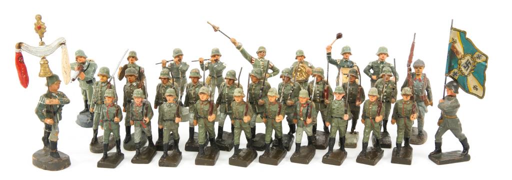 WWII GERMAN ARMY TOY FIGURE ELASTOLIN LEYLA LINEOL: WWII GERMAN ARMY TOY FIGURE ELASTOLIN LEYLA LINEOL WWII German Army toy soldiers. Lot of 30. Mixed lot of German made Elastolin, Lineol, Leyla, Shuss and unmarked figures. Size: 65mm & 75mm