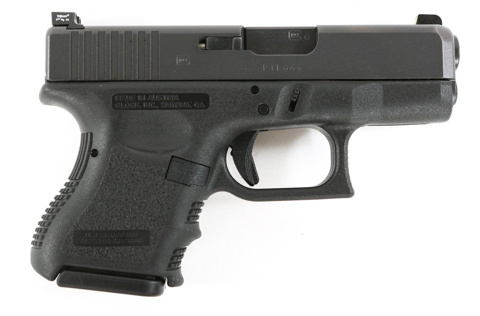 GLOCK MODEL 27 GEN 3 SUBCOMPACT .40 CAL PISTOL: GLOCK MODEL 27 GEN 3 SUBCOMPACT .40 CAL PISTOL Glock model 27 Gen 3 semi-automatic subcompact .40 caliber pistol with Trijicon "H3 14" night sights. One magazine. Caliber / Gauge: .40 Barrel Length: 3