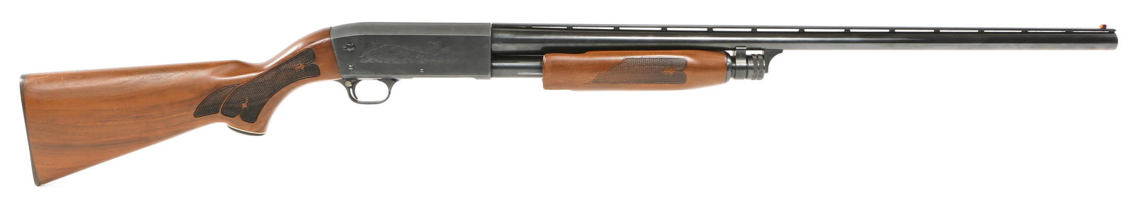 ITHACA MODEL 37 FEATHERLIGHT 12 GA SHOTGUN: ITHACA MODEL 37 FEATHERLIGHT 12 GA SHOTGUN Ithaca model 37 Featherlight 12 gauge pump-action shotgun. Checkered satin finish walnut stock, and blued finish barrel & receiver. 2.75" chamber. Modified s