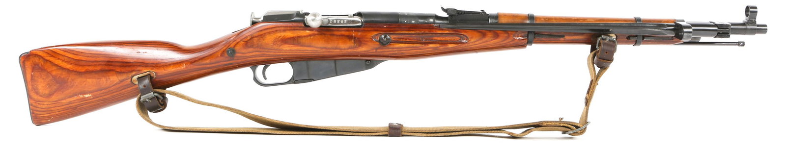 1944 WWII RUSSIAN TULA MODEL 1944 7.62x54R RIFLE: 1944 WWII RUSSIAN TULA MODEL 1944 7.62x54R RIFLE 1944 WWII Russian Tula model 1944 7.62x54R rifle. Sling. Folding bayonet. Matching serial numbers. Caliber / Gauge: 7.62x54R Barrel Length: 21" Serial 