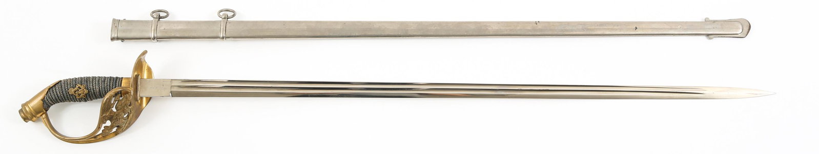 WWI IMPERIAL PRUSSIAN INFANTRY OFFICER DEGEN SABER: WWI IMPERIAL PRUSSIAN INFANTRY OFFICER DEGEN SABER WWI era Imperial German Army. Prussian Infantry Officer's Model 1889 Degen Dress sword / saber. Hilted D-guard and pommel in brass with original gild