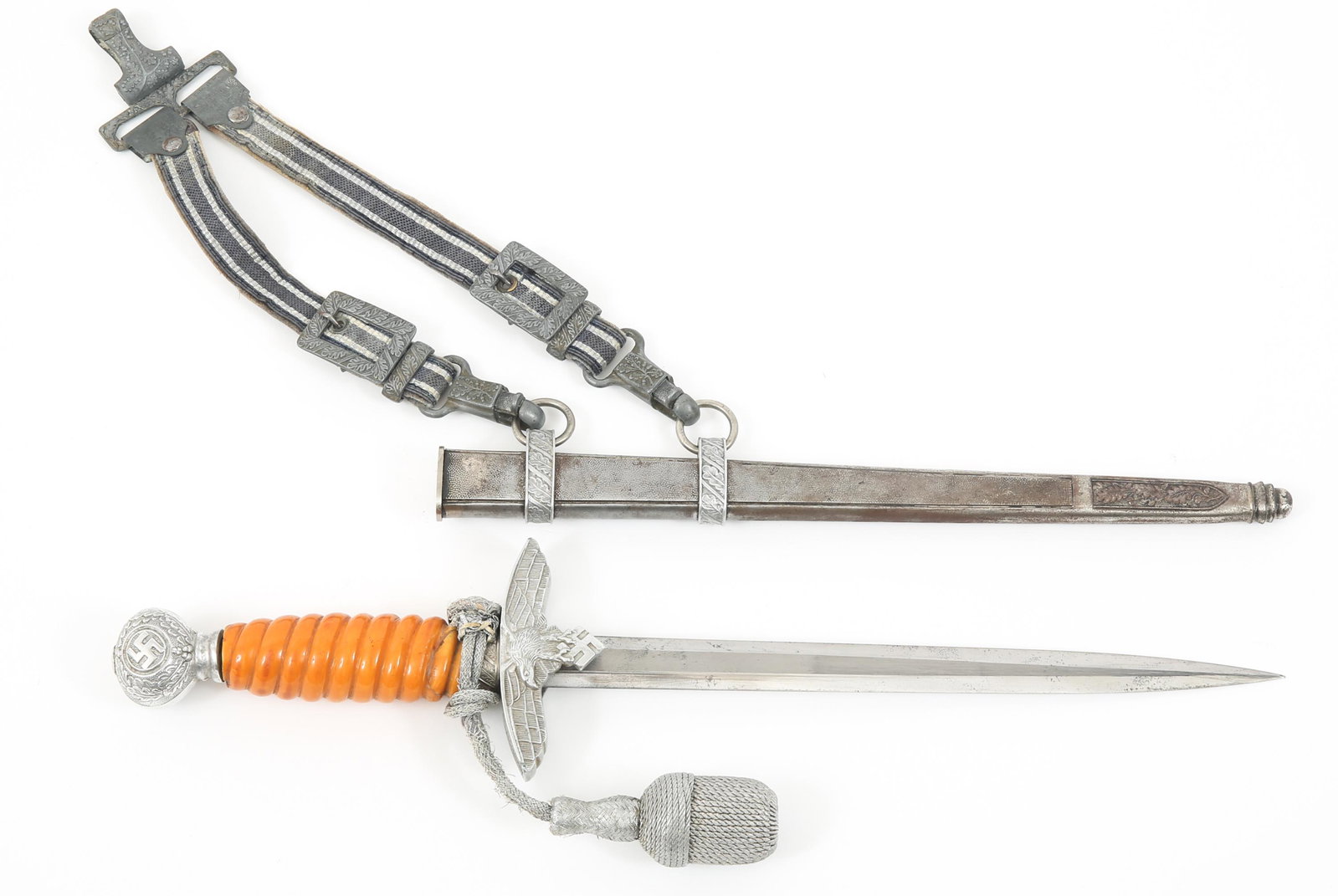 WWII GERMAN 2nd MODEL LUFTWAFFE DAGGER & HANGER: WWII GERMAN 2nd MODEL LUFTWAFFE DAGGER & HANGER WWII German M1937, 2nd Model Luftwaffe dress dagger (Fliegerdolch). Maker mark / logo " F.W Holler, Solingen ". Leather buffer pad present. Aluminum-all