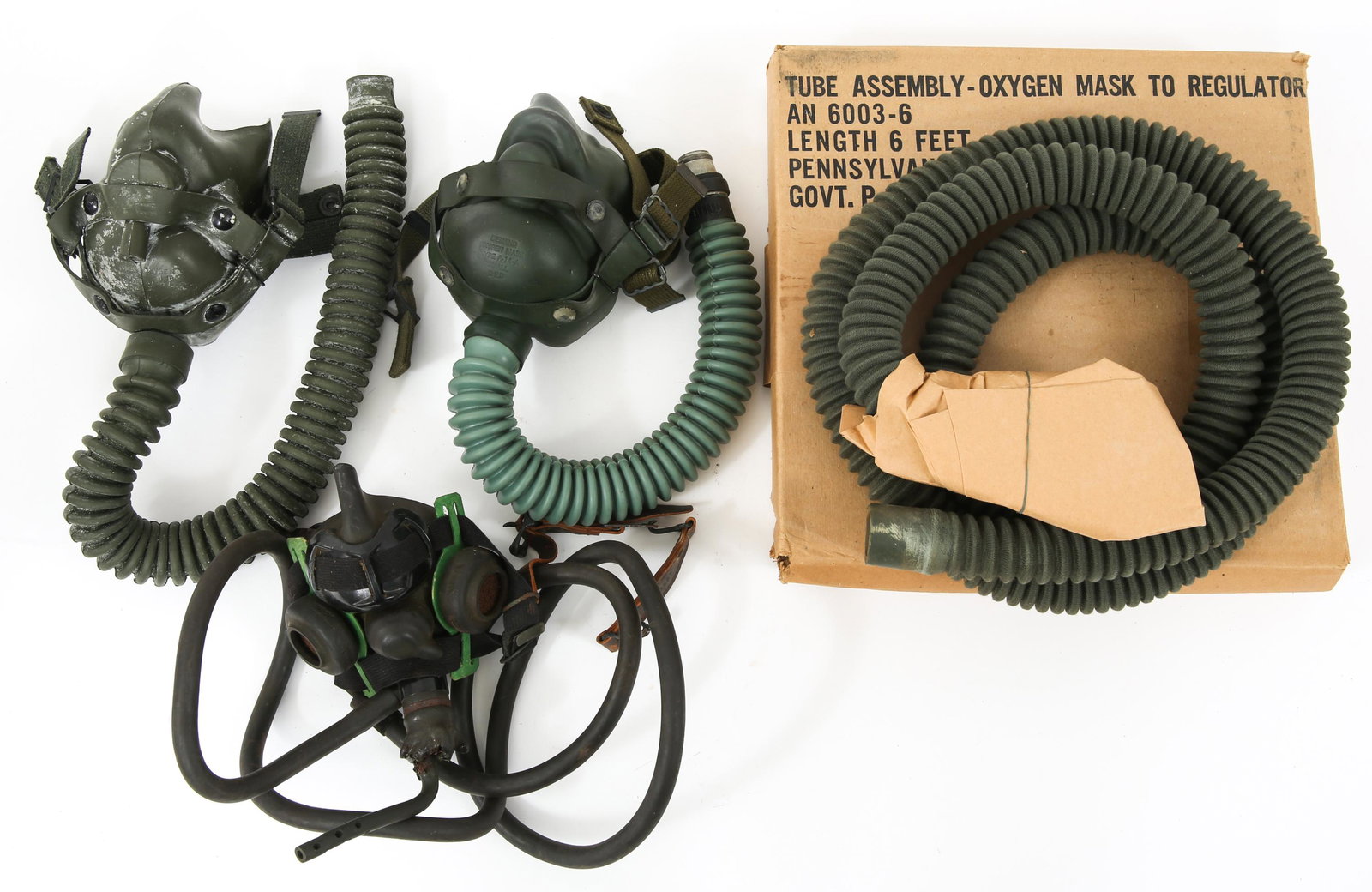 WWII US ARMY AIR FORCE OXYGEN MASK LOT OF 3: WWII US ARMY AIR FORCE OXYGEN MASK LOT OF 3 WWII USAAF Pilot & Aircrew oxygen mask, lot of 3. 1- Oxygen mask A-14A, soft rubber. 1- Oxygen mask A-14B, soft rubber. 1- Oxygen mask type A-8B, incomplete