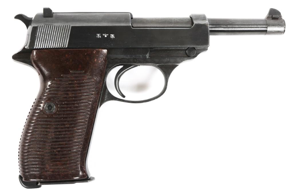 WWII GERMAN MAUSER "byf 43" P.38 9mm PISTOL: WWII GERMAN MAUSER "byf 43" P.38 9mm PISTOL WWII German Mauser "byf 43" model P.38 9mm semi-automatic pistol. Pistol features blued finish, brown ribbed bakelite grips, one magazine, and matching seri