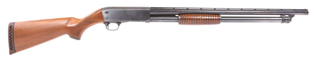 ITHACA MODEL 37 16 GAUGE SHOTGUN: ITHACA MODEL 37 16 GAUGE SHOTGUN Ithaca model 37 16 gauge pump-action shotgun. 2.75" chamber. Removable choke tube. Vent-rib 24" barrel. Walnut stock, and blued finish. Duck, dog and pheasant scenes e