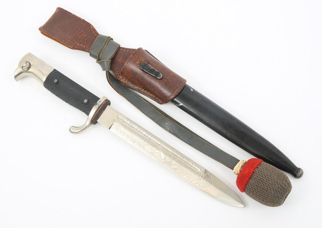 WWII GERMAN LUFTWAFFE ETCHED K98 DRESS BAYONET: WWII GERMAN LUFTWAFFE ETCHED K98 DRESS BAYONET WWII German K98 Luftwaffe single side etched Short Dress Bayonet with Scabbard, Portepee & Frog. Bright chromed blade, crisp etch on light gray backgroun