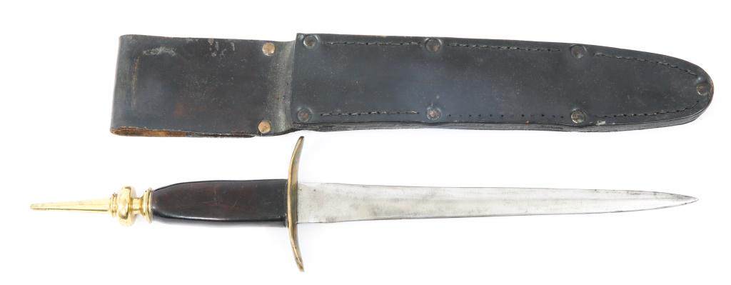 WWII ALLIED SHAEF INSIGNIA MARKED DAGGER & SHEATH: WWII ALLIED SHAEF INSIGNIA MARKED DAGGER & SHEATH Souvenir type fighting dagger marked on the ricasso with the emblem of the WWII SHAEF (Supreme Headquarters Allied Expeditionary Forces) Headquarter C