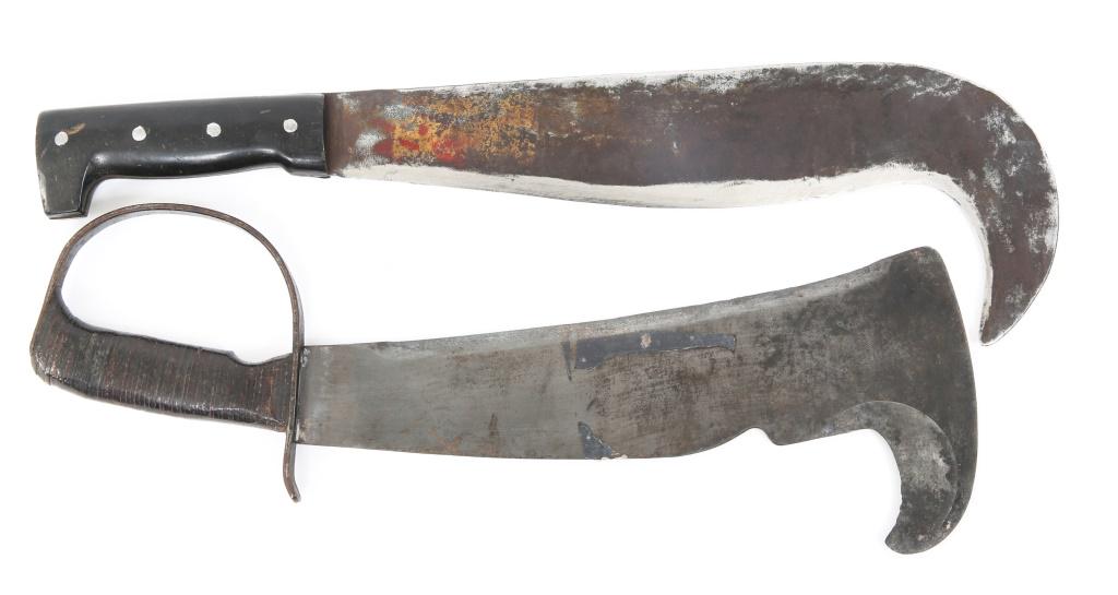 WWII COLLINS BILLHOOK & WOODMAN'S PAL MACHETE LOT: WWII COLLINS BILLHOOK & WOODMAN'S PAL MACHETE LOT WWII machetes lot. (1) Collins billhook machete marked "COLLINS" horizontally near the ricasso. 13" blade, 18" total length. (2) WOODMAN'S PAL as mark